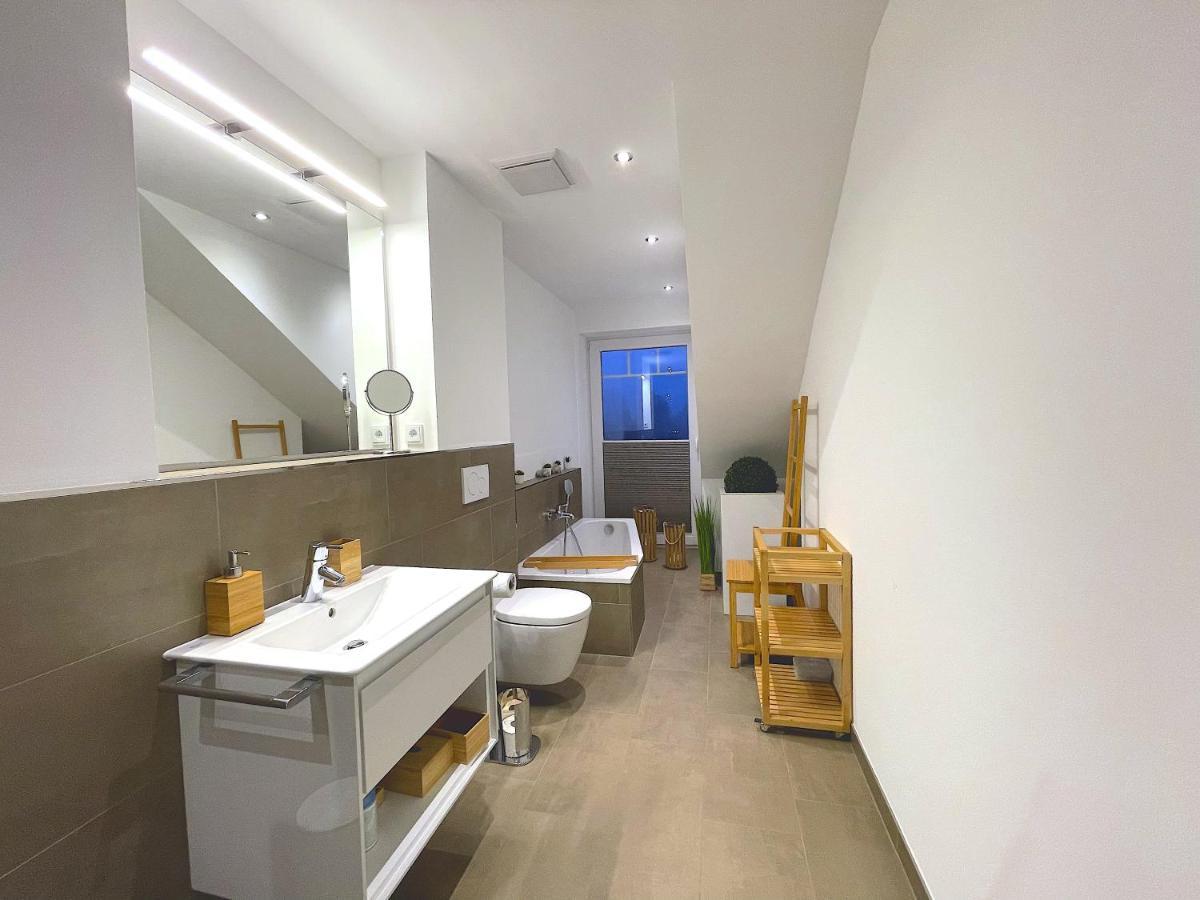 ヴェスターラントSmuk - Luxus Dachgeschossアパートメント エクステリア 写真